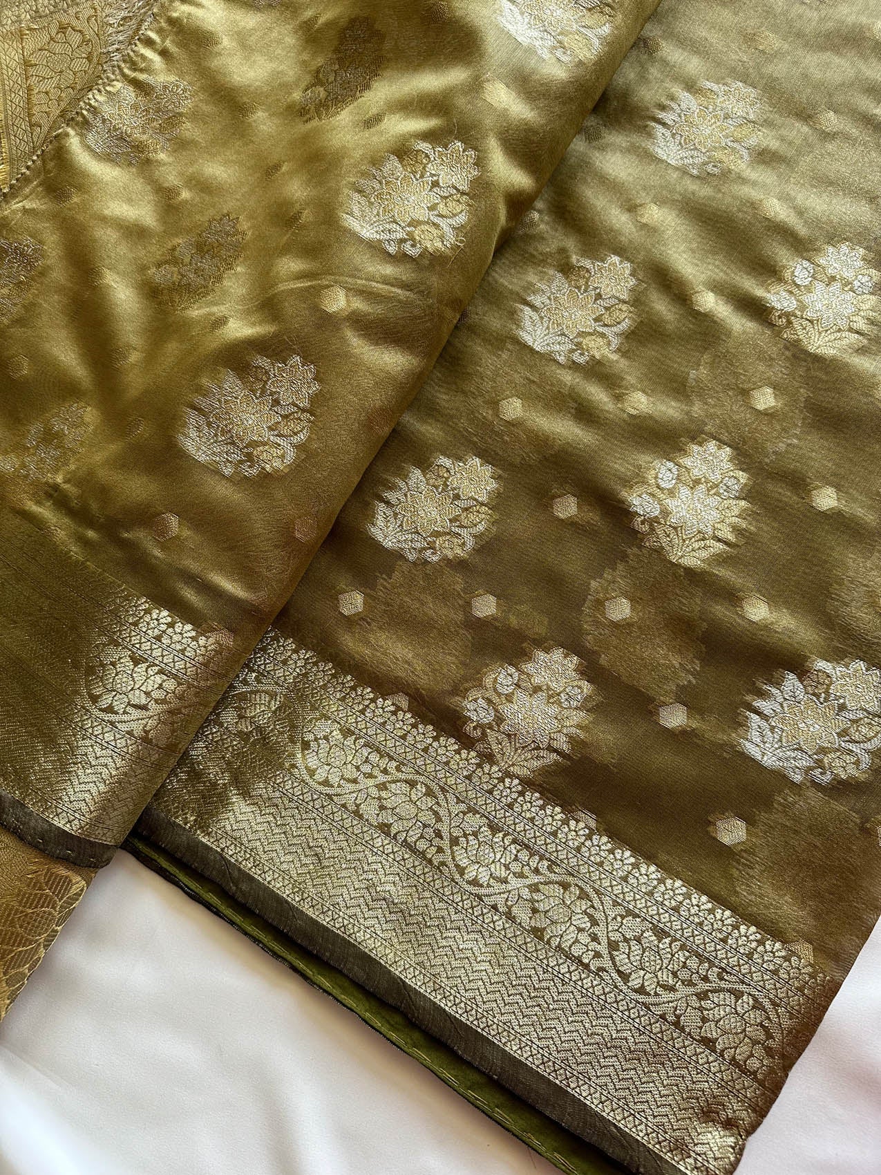 Saehsa Silk Tissue Banarsi